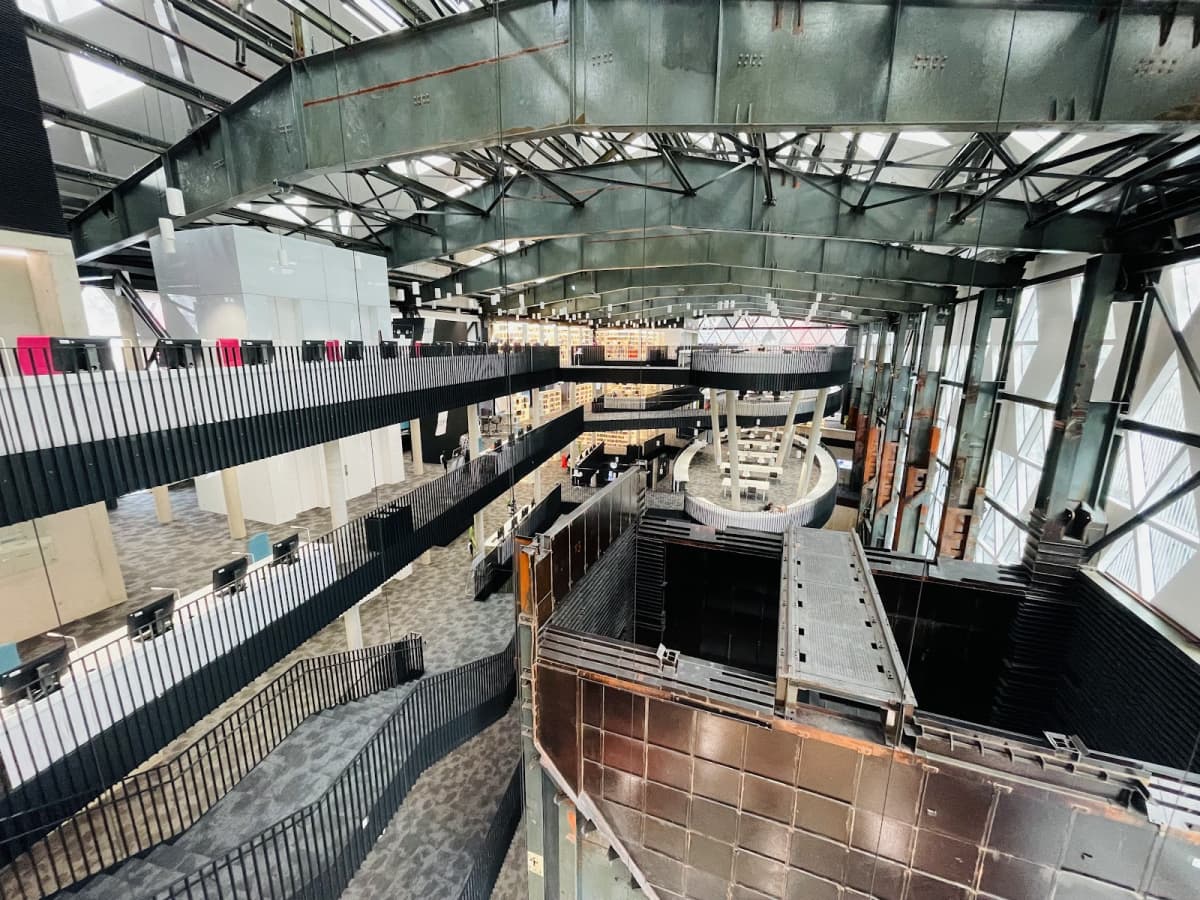 A library like no other - 6
