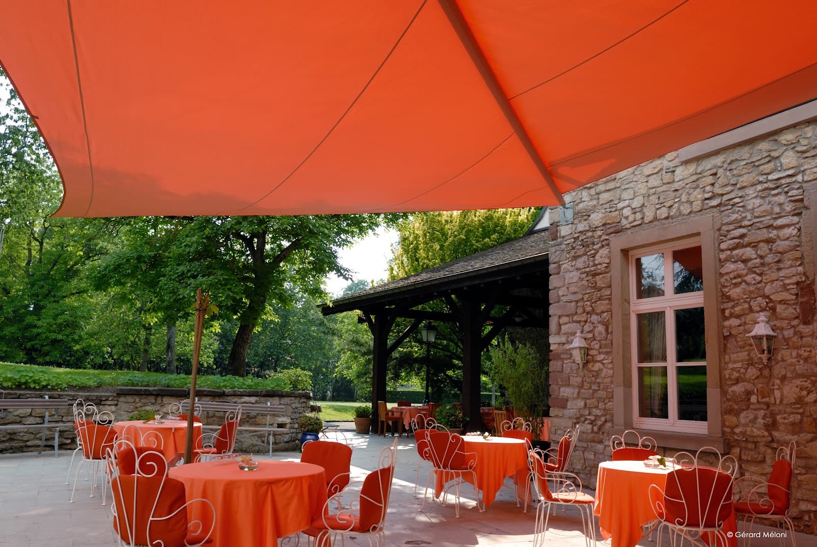 Auberge Saint-Walfrid, table étoilée au bord de la Sarre - 2