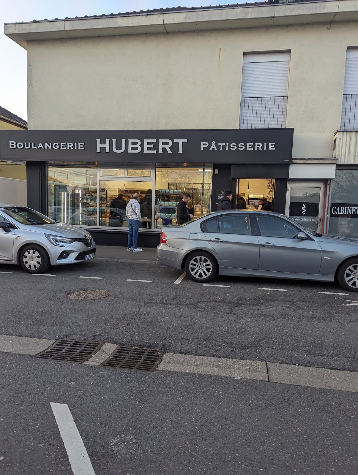 Hubert you manage - 11
