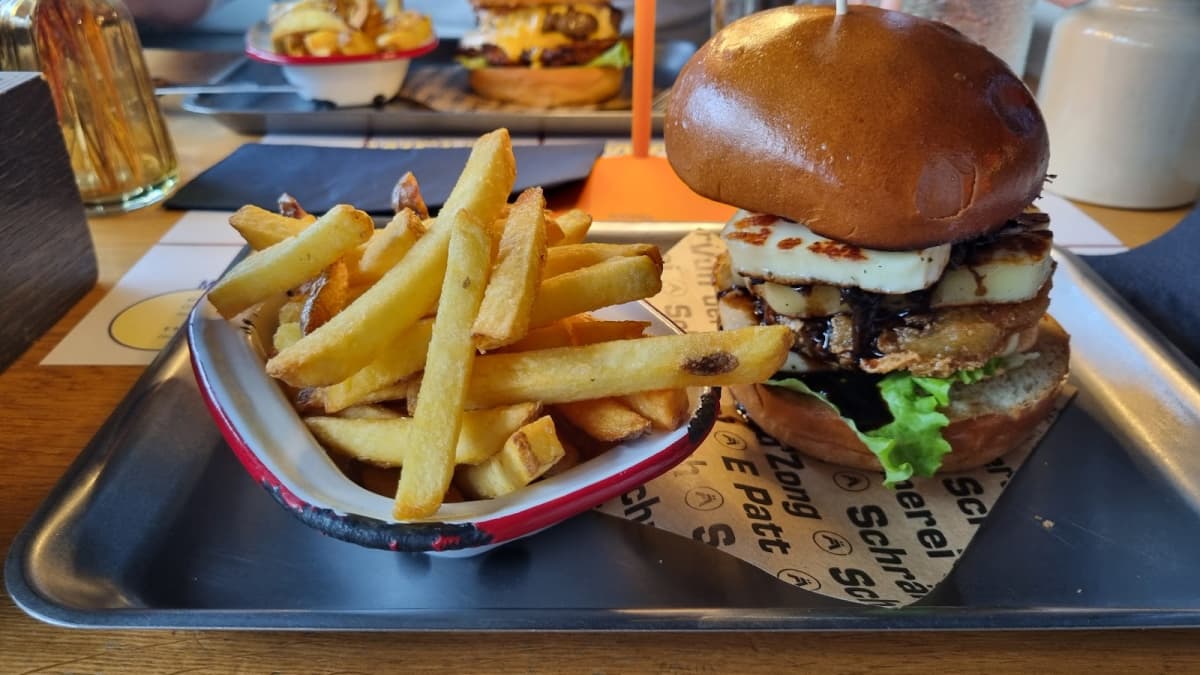 Burger Arty - 4