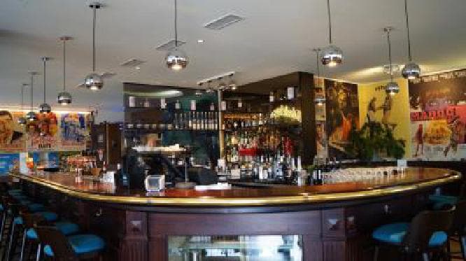 Le bistro local - 2