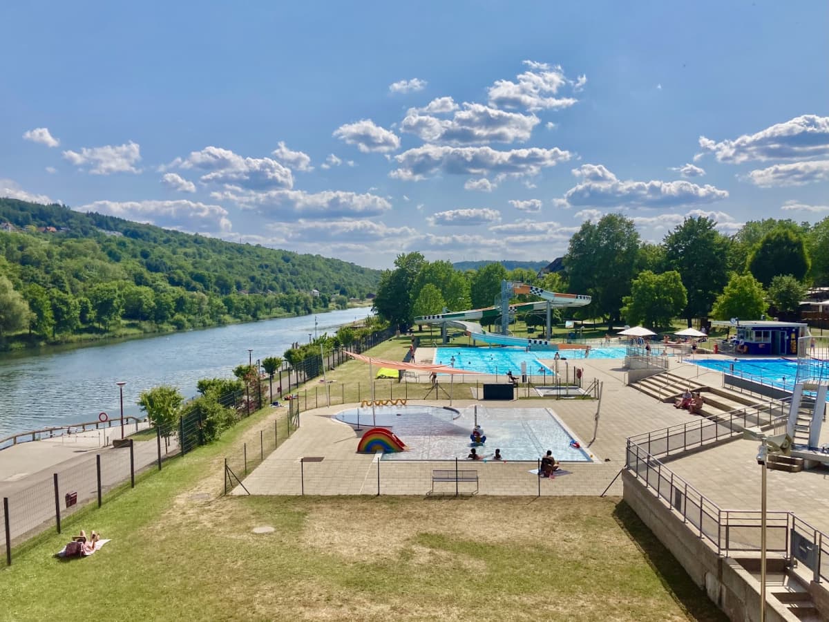 Swimming in front of the vineyards in Grevenmacher - 2