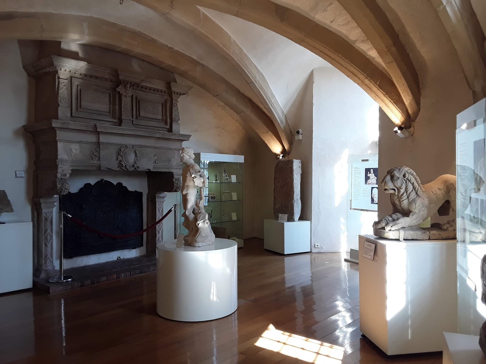 Une tour, un musée ou un donjon ? - 2