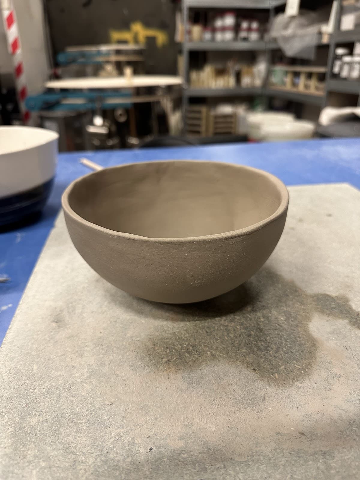 Create your own stoneware bowl with Anaïs Chappron - 3
