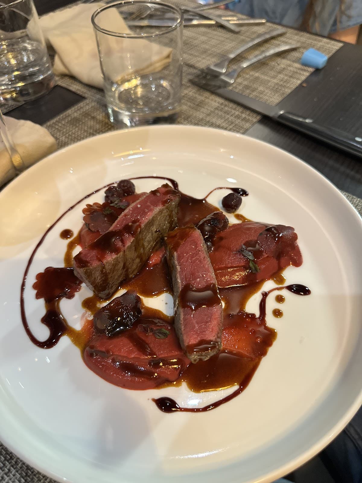 Radix : cuisine gastronomique et terrasse au cœur de la nature - 15