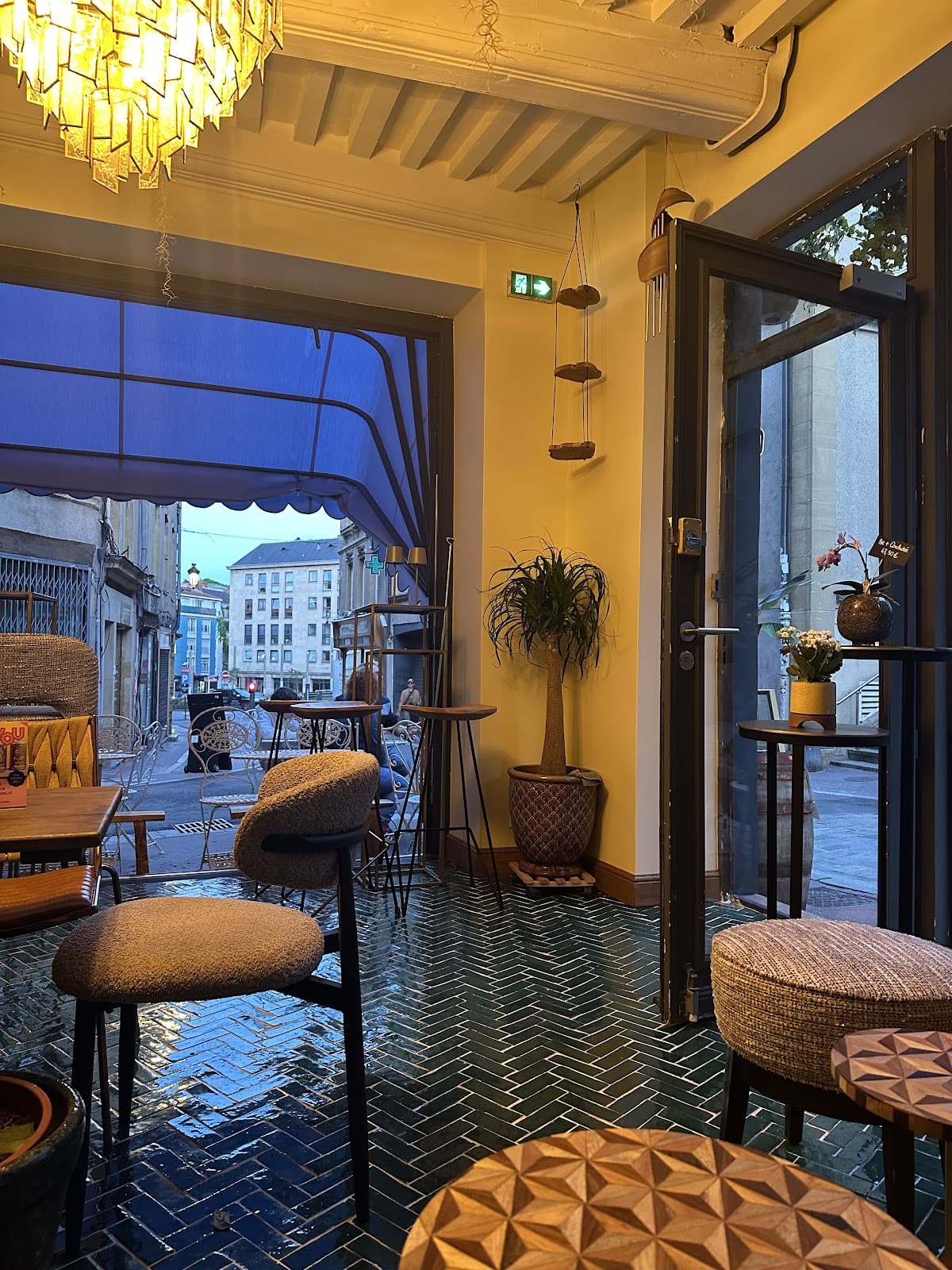 A Parisian-style coffee in Metz - 2