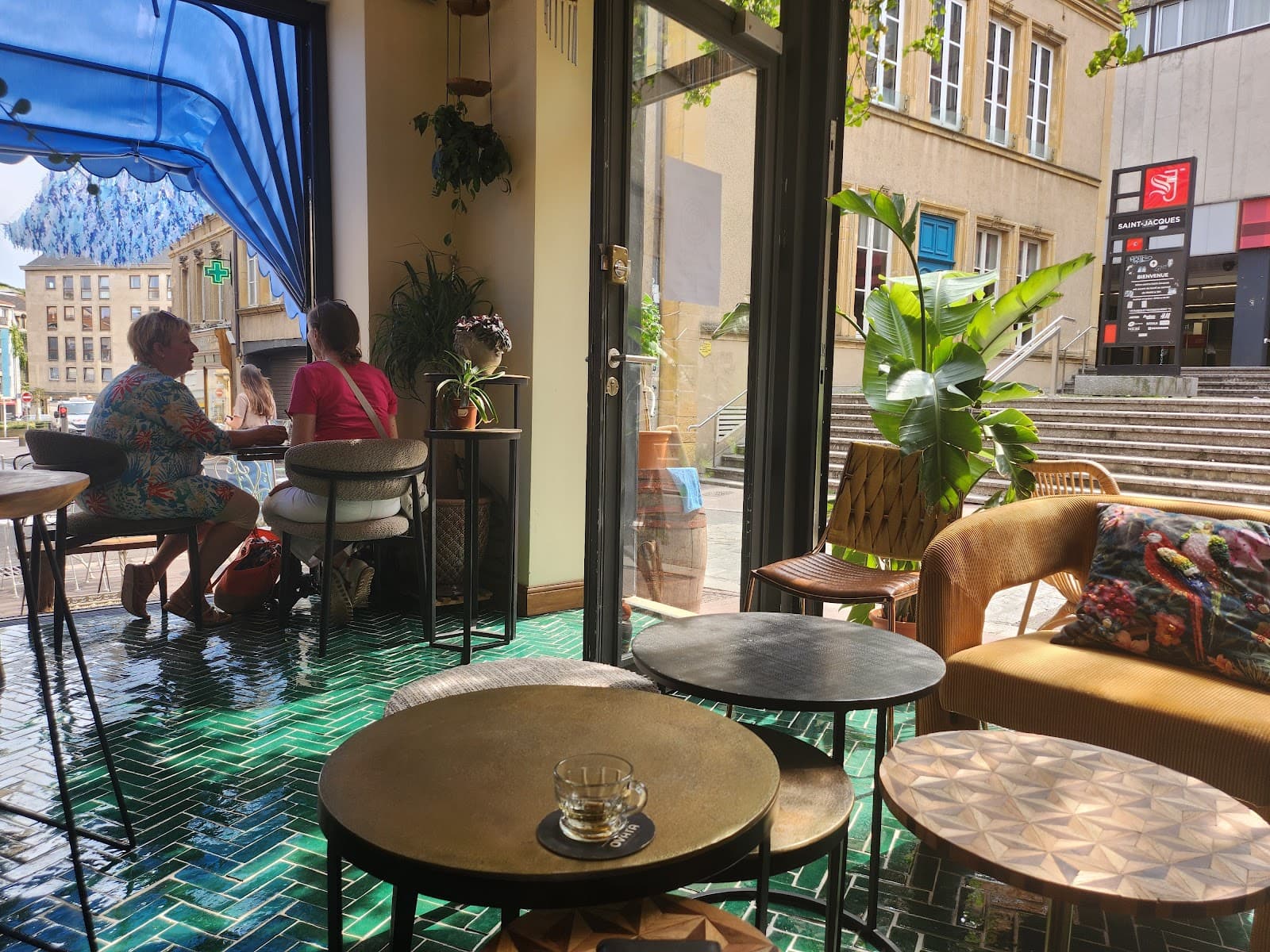 A Parisian-style coffee in Metz - 4