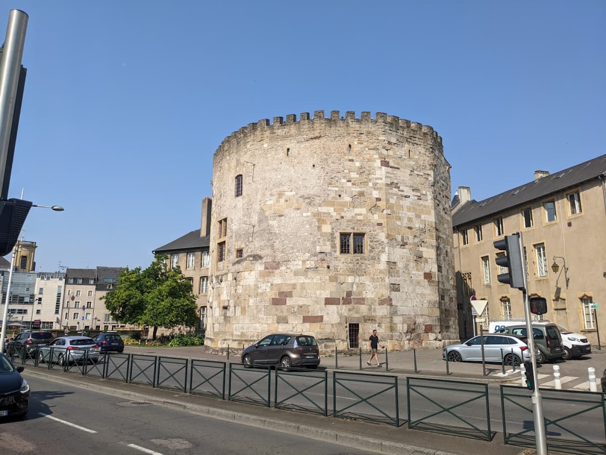 Une tour, un musée ou un donjon ? - 3