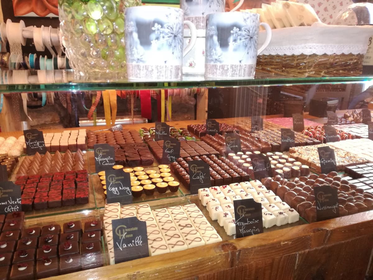 Chocolate everywhere! - 8
