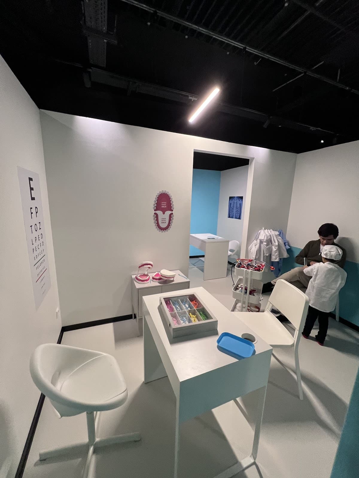 SPILLY : une mini-ville immersive pour tes kids - 11