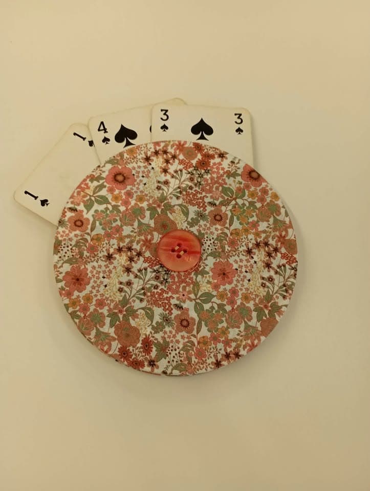 Sewing workshop: playing-card holder