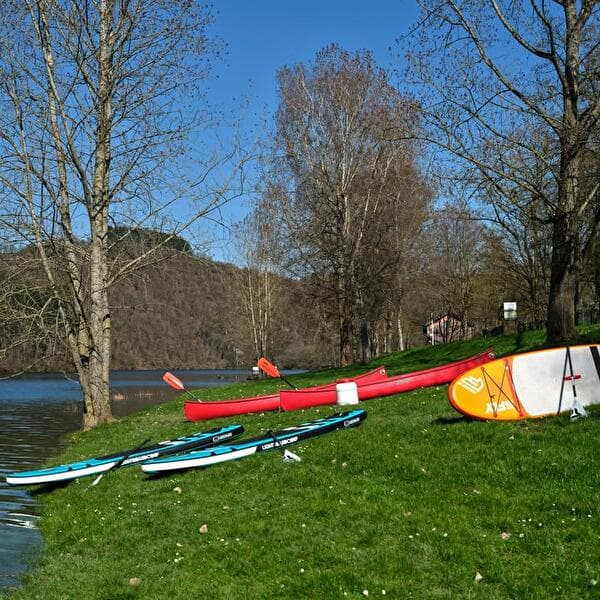 Cours de sports nautiques pour débutants