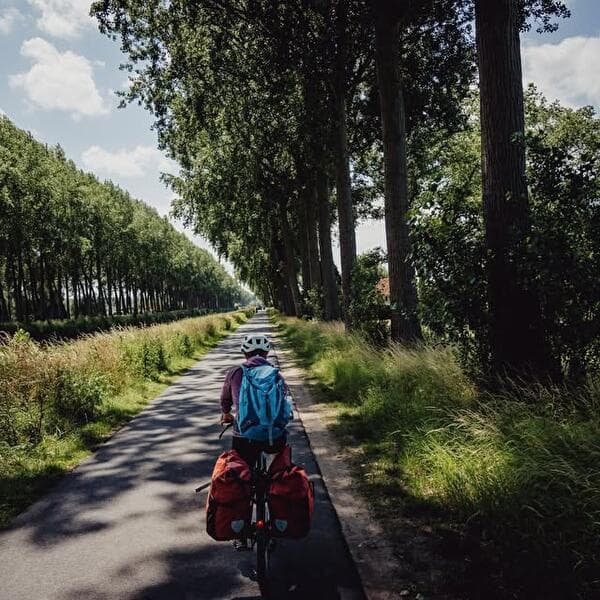 Photo presentation – Cycling trip with Pierre Johanns: Luxembourg – Santiago de Compostela – Porto