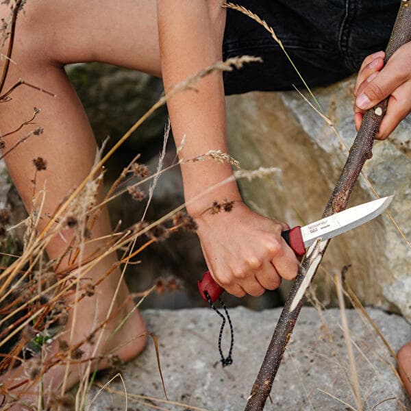 Wood Carving: A Rediscovered Ancestral Craft!