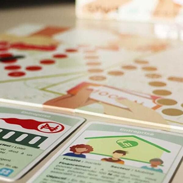 Jouer au jeu de société « Economia »
