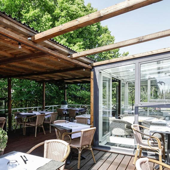 Lunch or dinner in the heart of nature