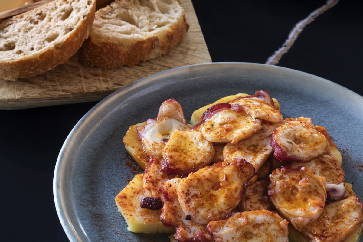 Tapas and Spanish flavors at Casa Duques - 8