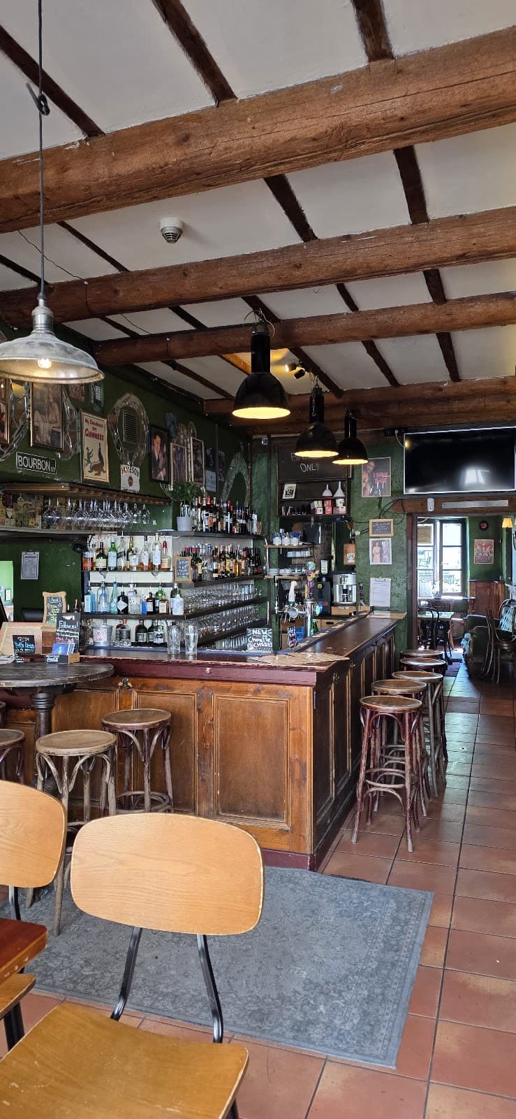 Liquid Bar: Live Music in Grund - 9