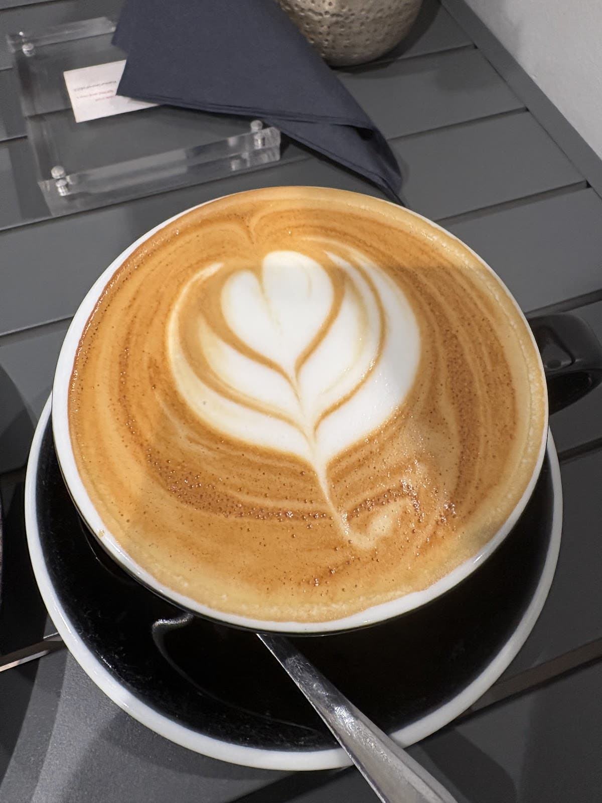 Kontur : Brunch, café et cocktails à Limpertsberg - 4