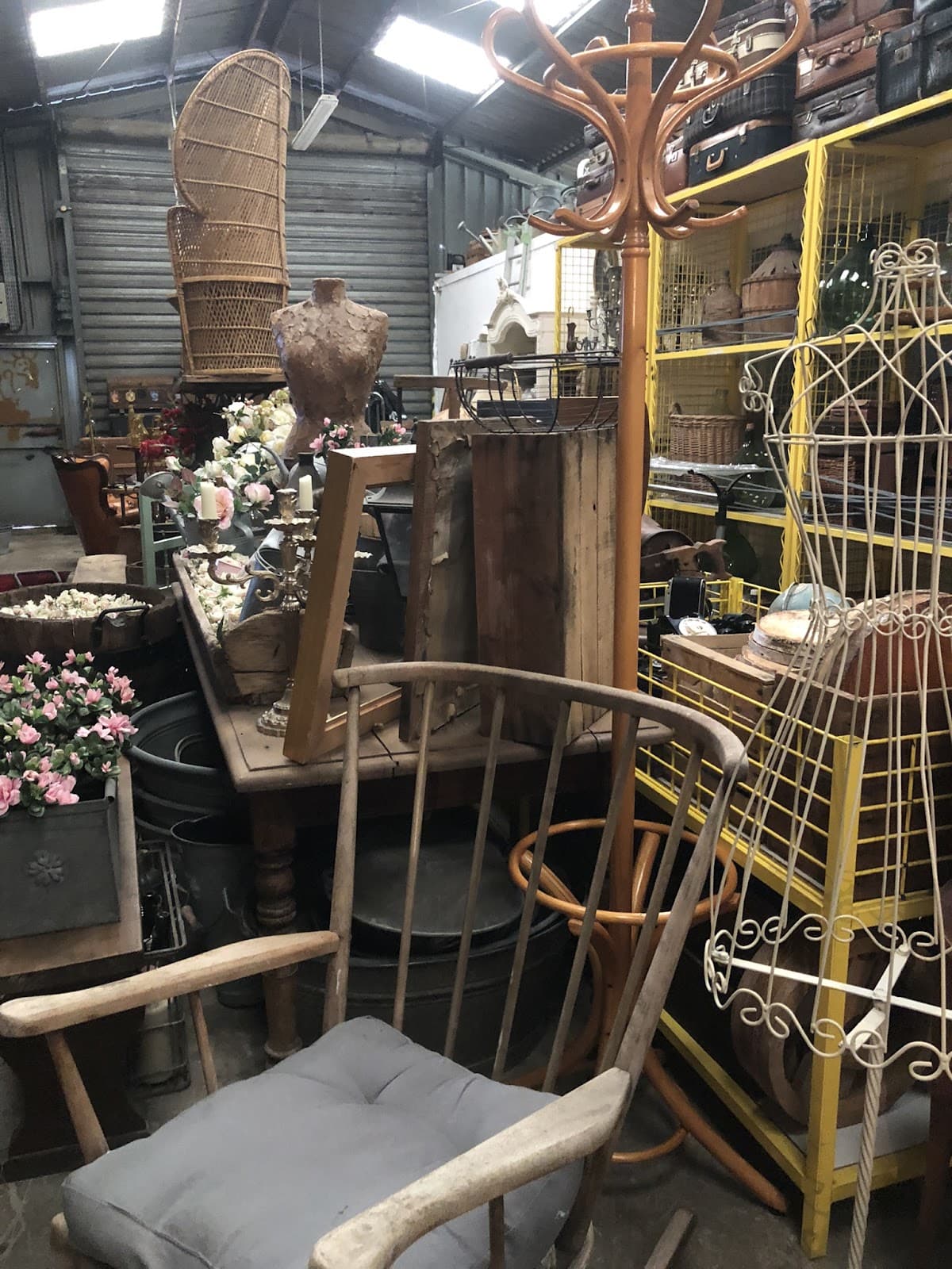 Kévin la Brocante, objets vintage et déco événementielle - 4