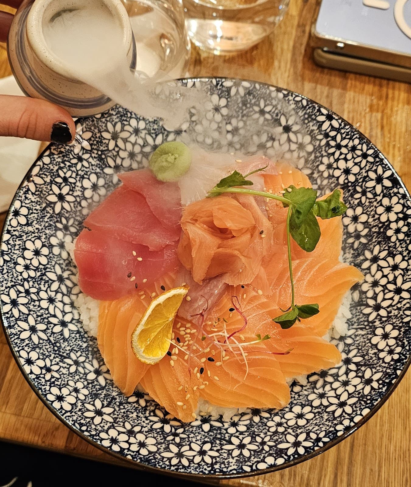 Shall we order a sushi boat? - 11