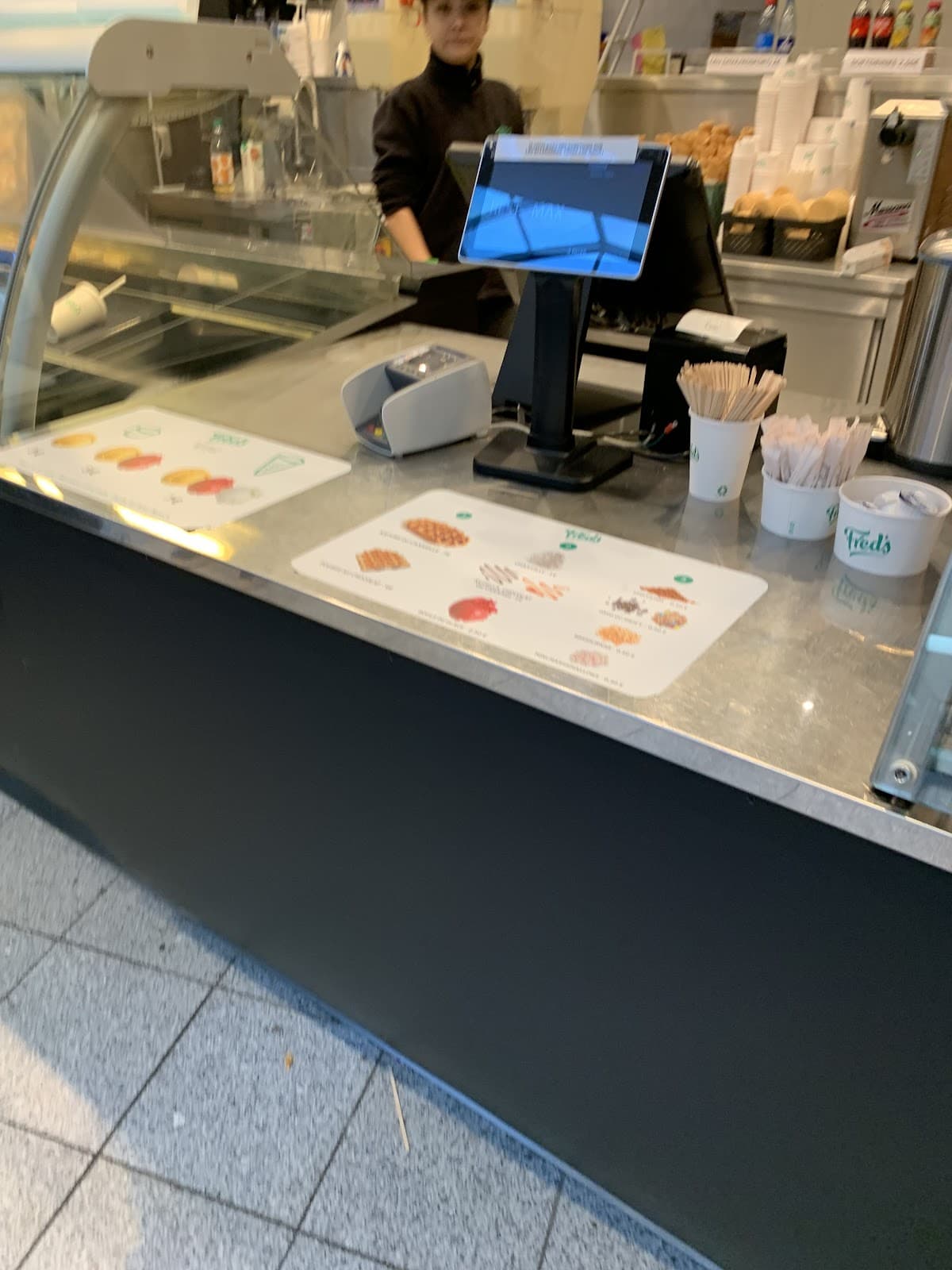 Fred's Belgian Ice Cream - 9