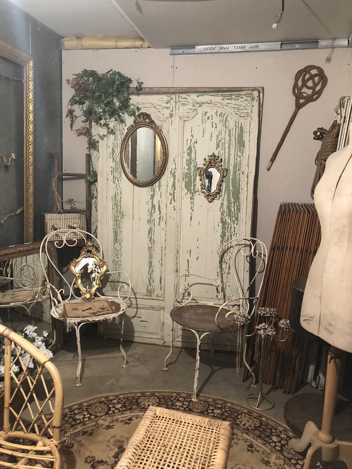 Kévin la Brocante, objets vintage et déco événementielle - 6