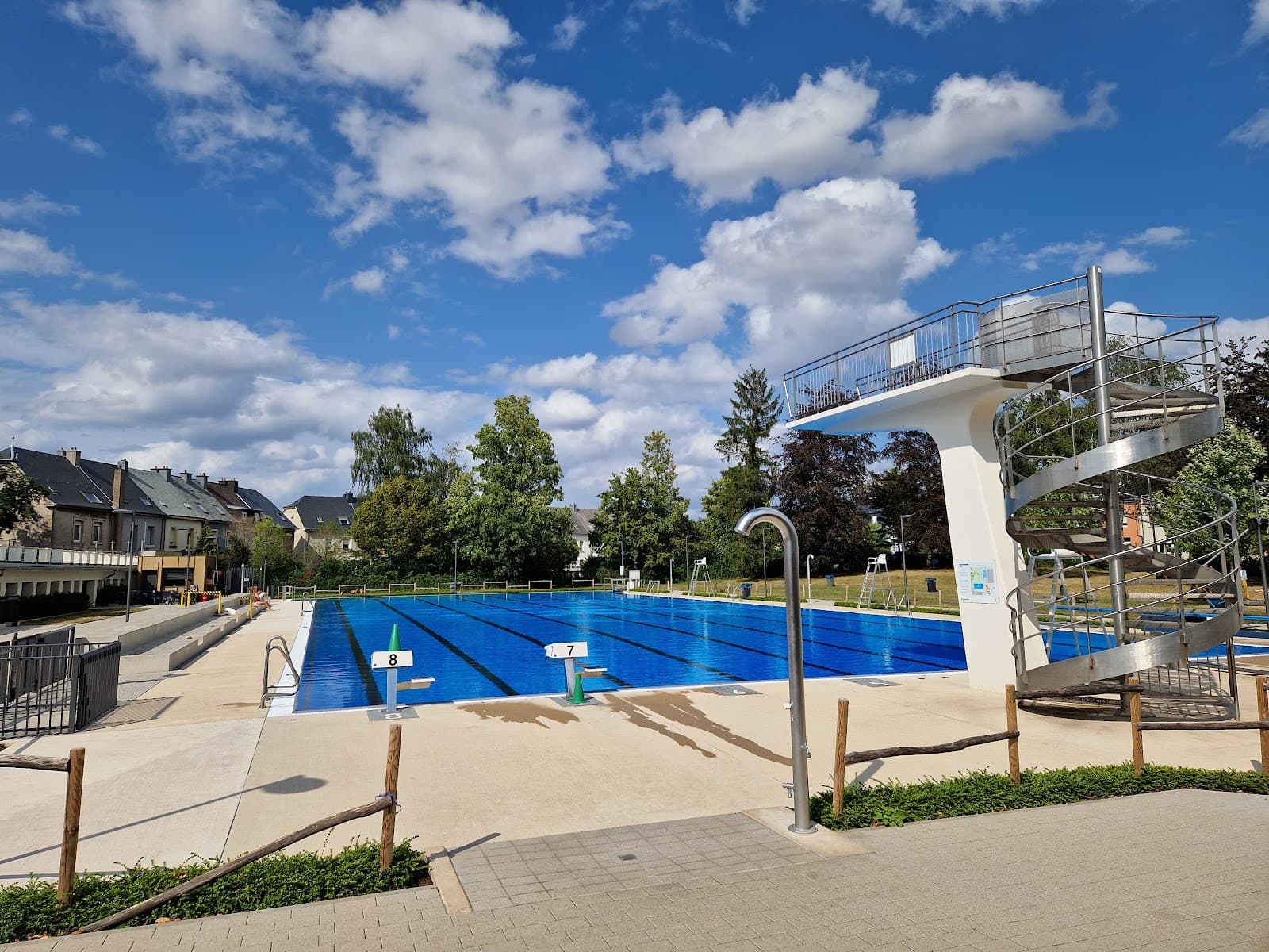 Piscine en plein air à Dudelange - 2