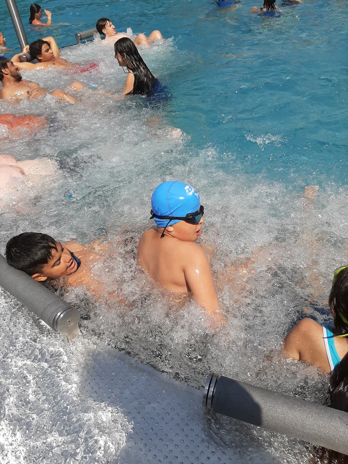 Piscine extérieure chauffée à Troisvierges - 5
