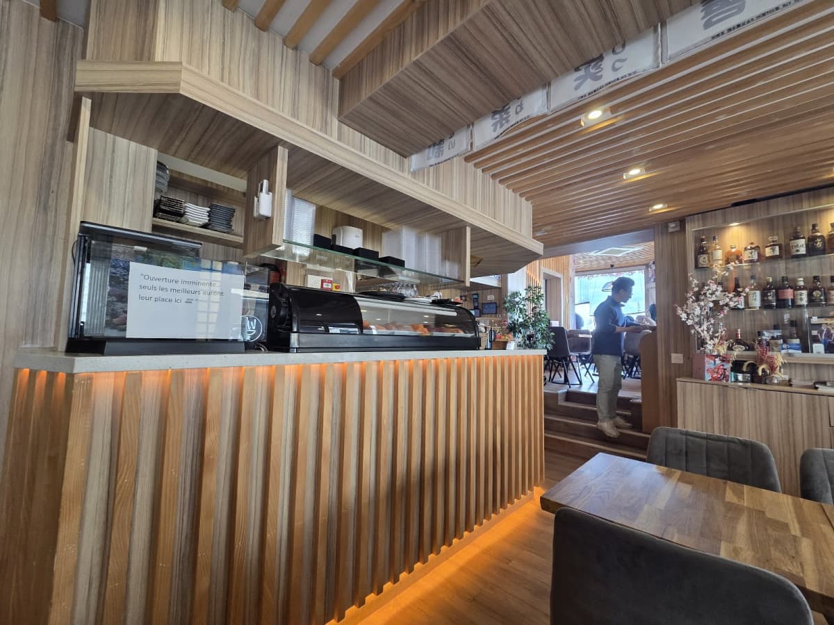 Shall we order a sushi boat? - 9