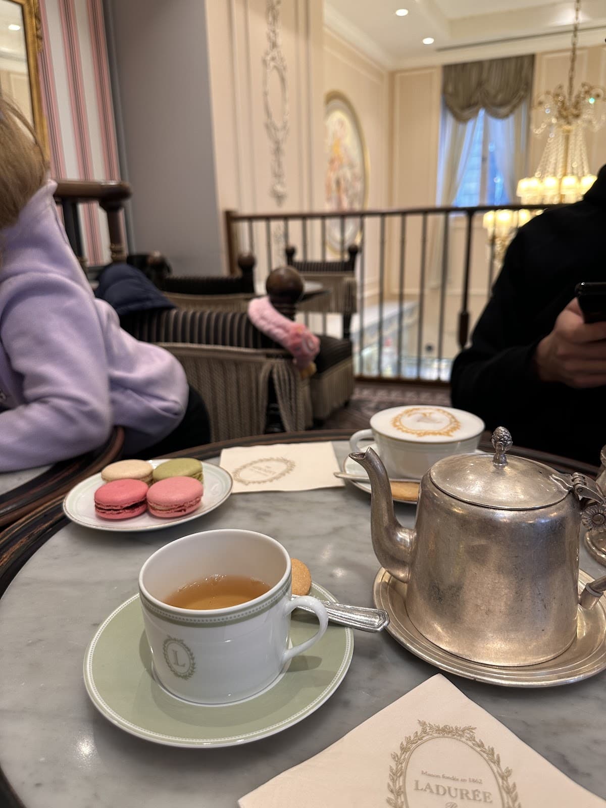 A la Française, even on Sunday! - 7