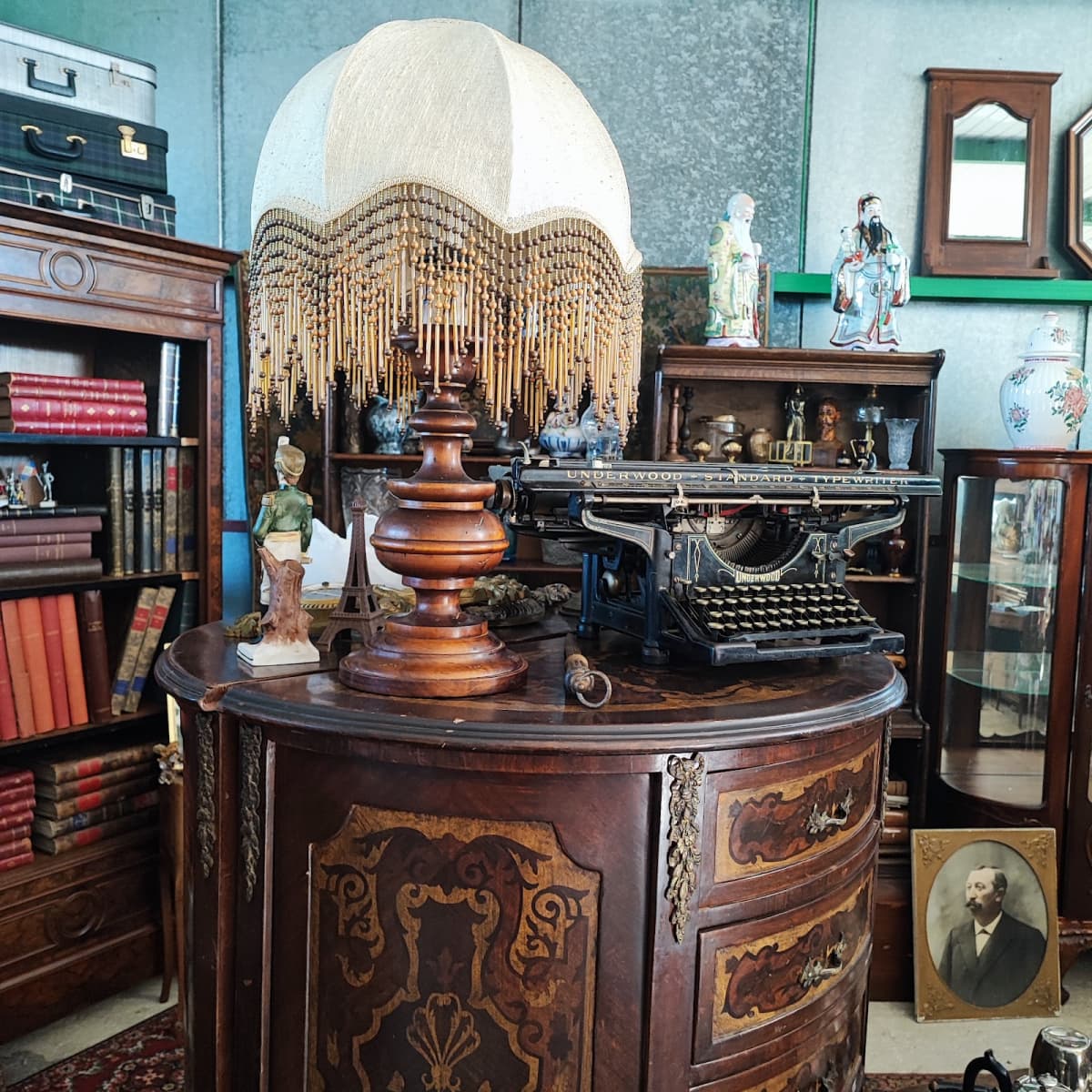 Kévin la Brocante, objets vintage et déco événementielle - 9