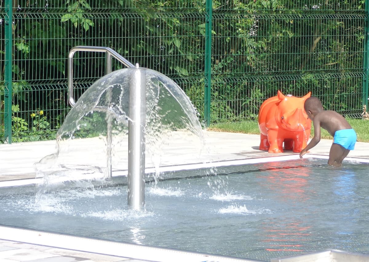 Piscine extérieure chauffée à Troisvierges - 10