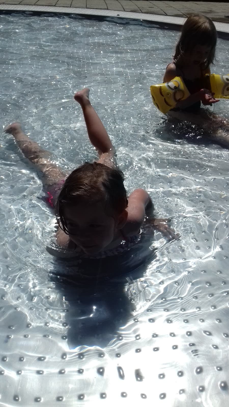 Piscine en plein air à Dudelange - 9