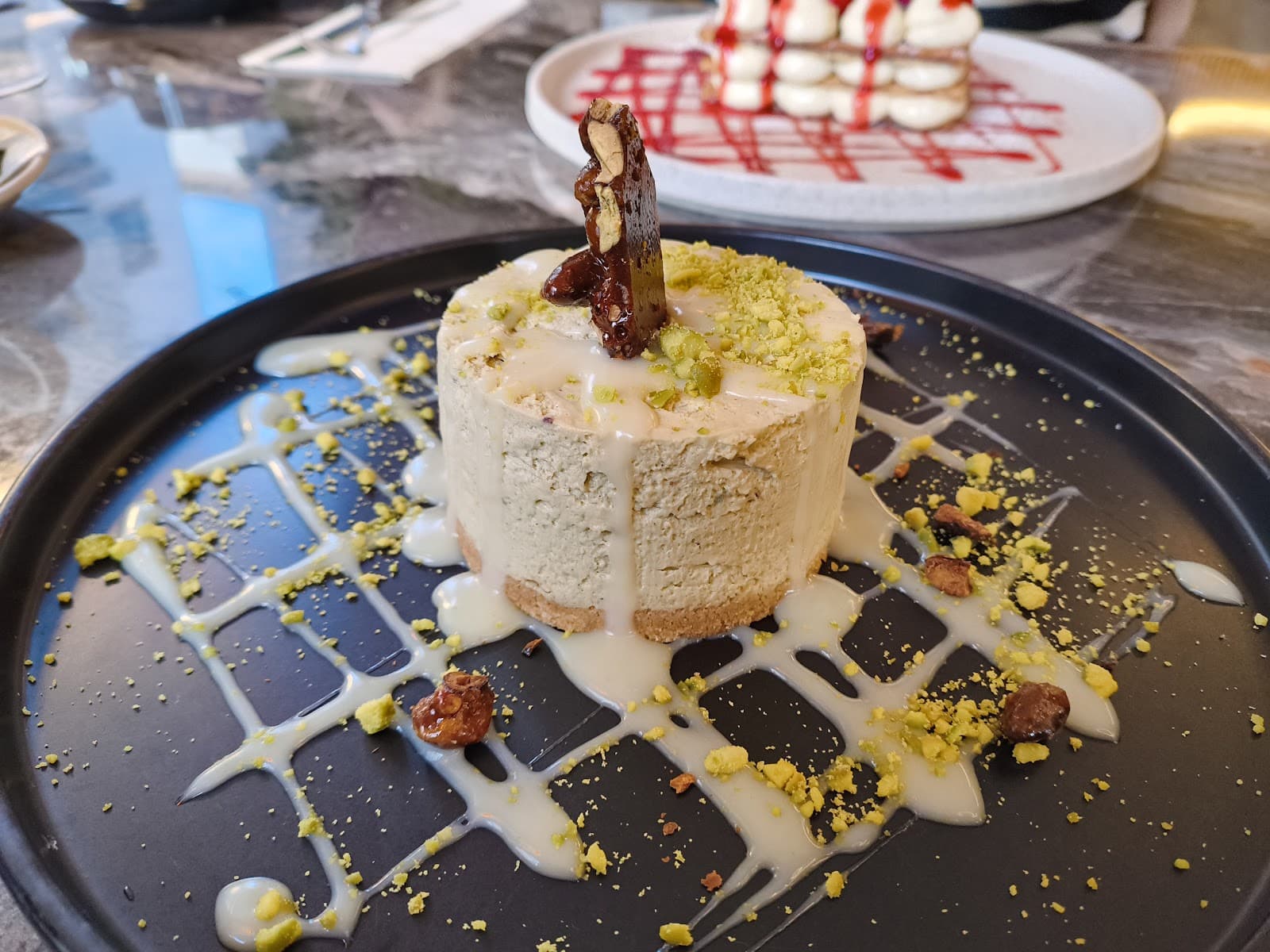 Flow : lunch méditerranéen et plats à partager à Luxembourg - 10