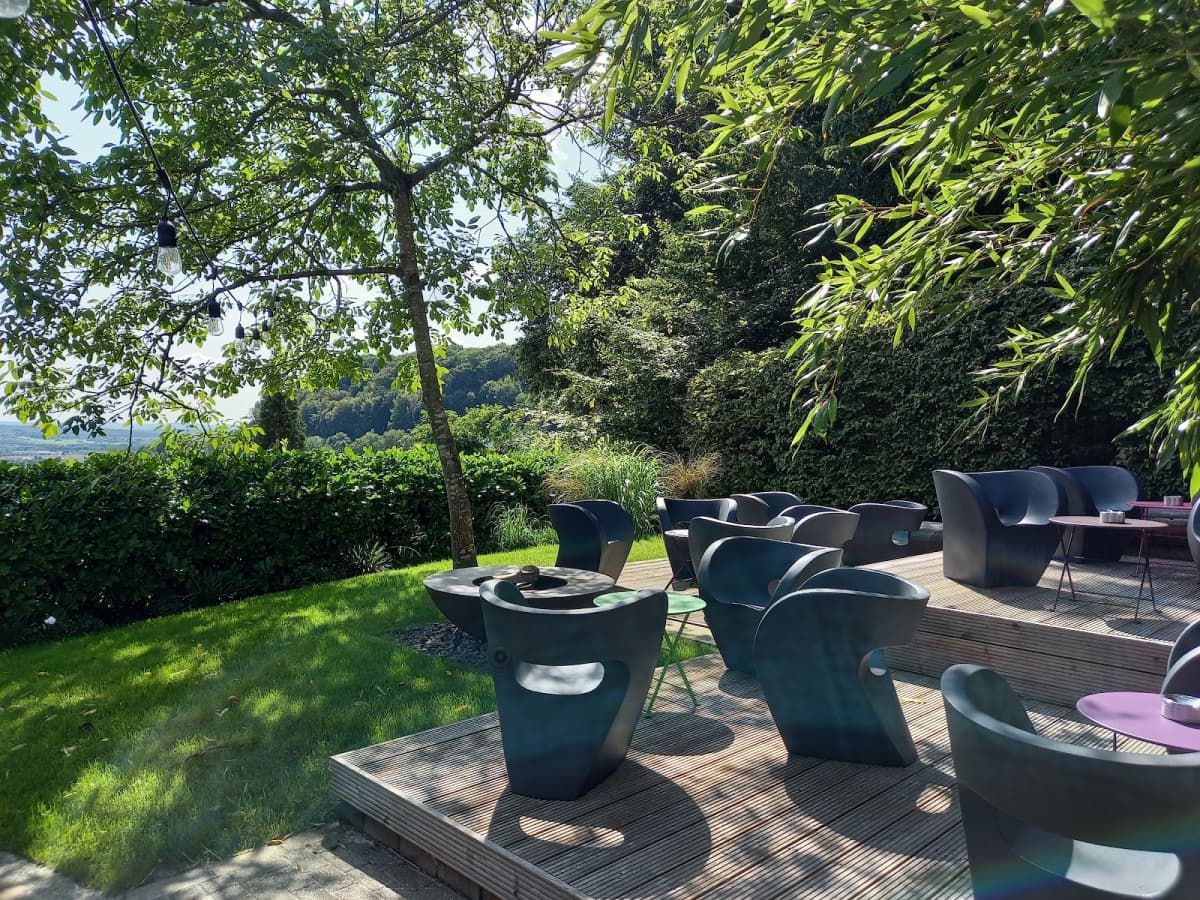 Terrasse isolée et cosy - 10