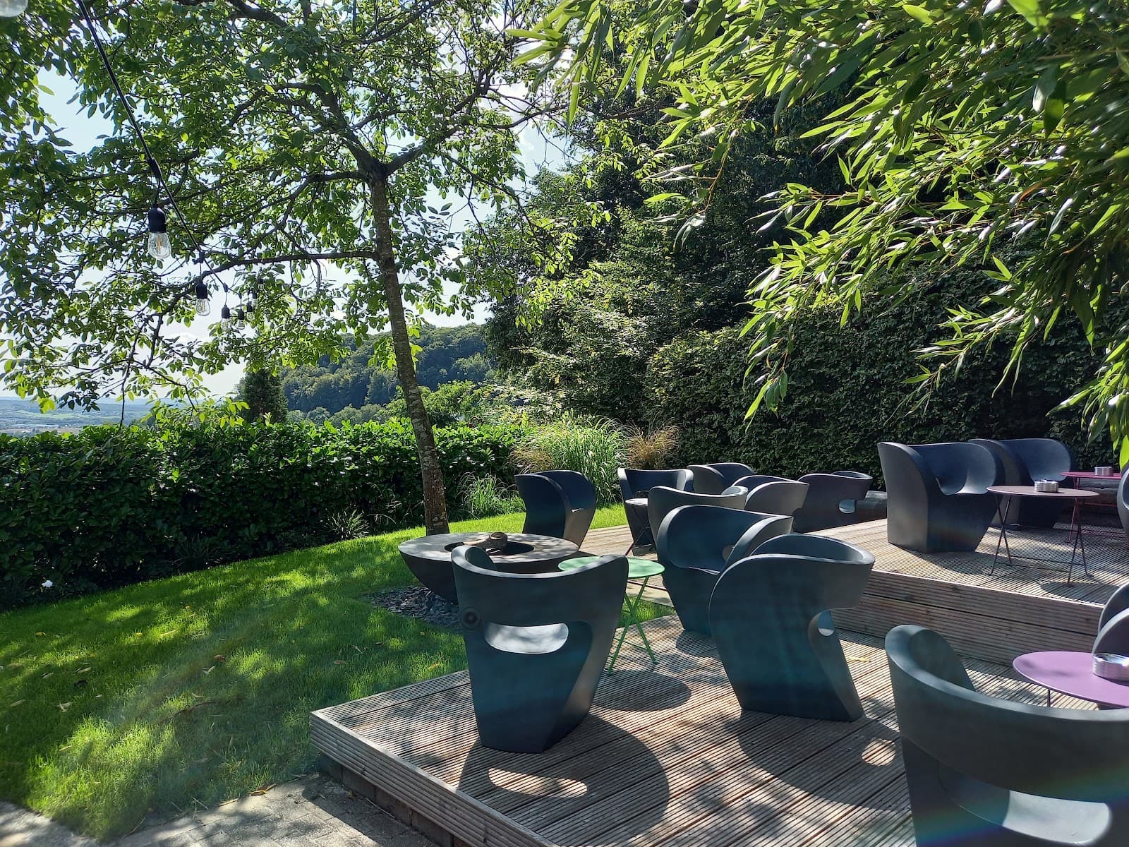 Terrasse isolée et cosy - 10