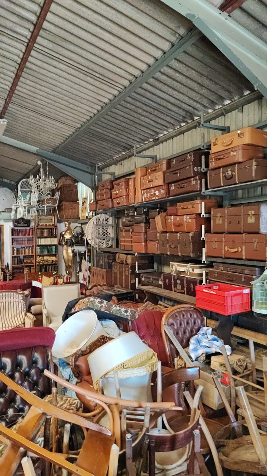Kévin la Brocante, objets vintage et déco événementielle - 2