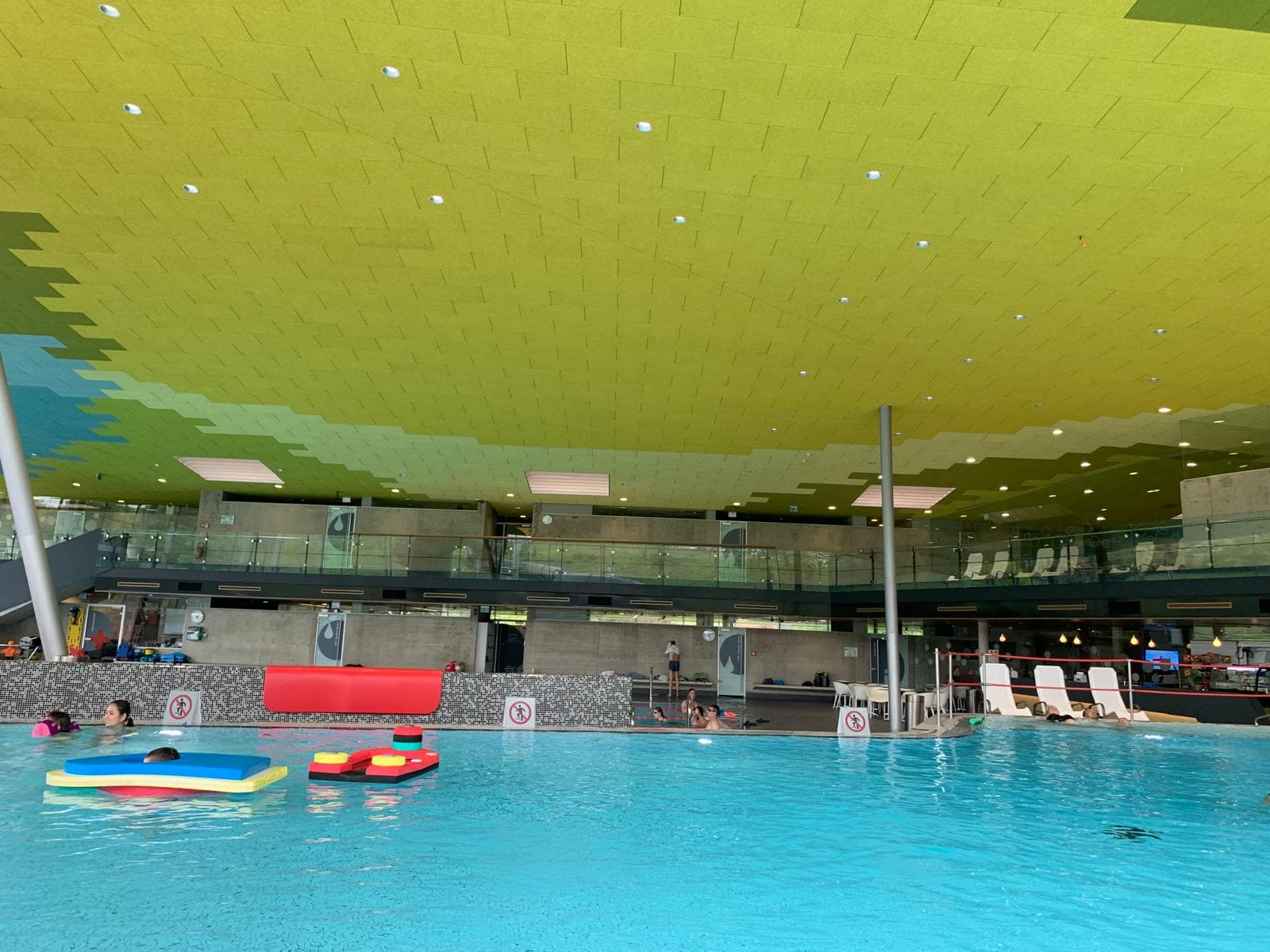 Syrdall c’est le Graal : piscine intérieure et extérieure - 13
