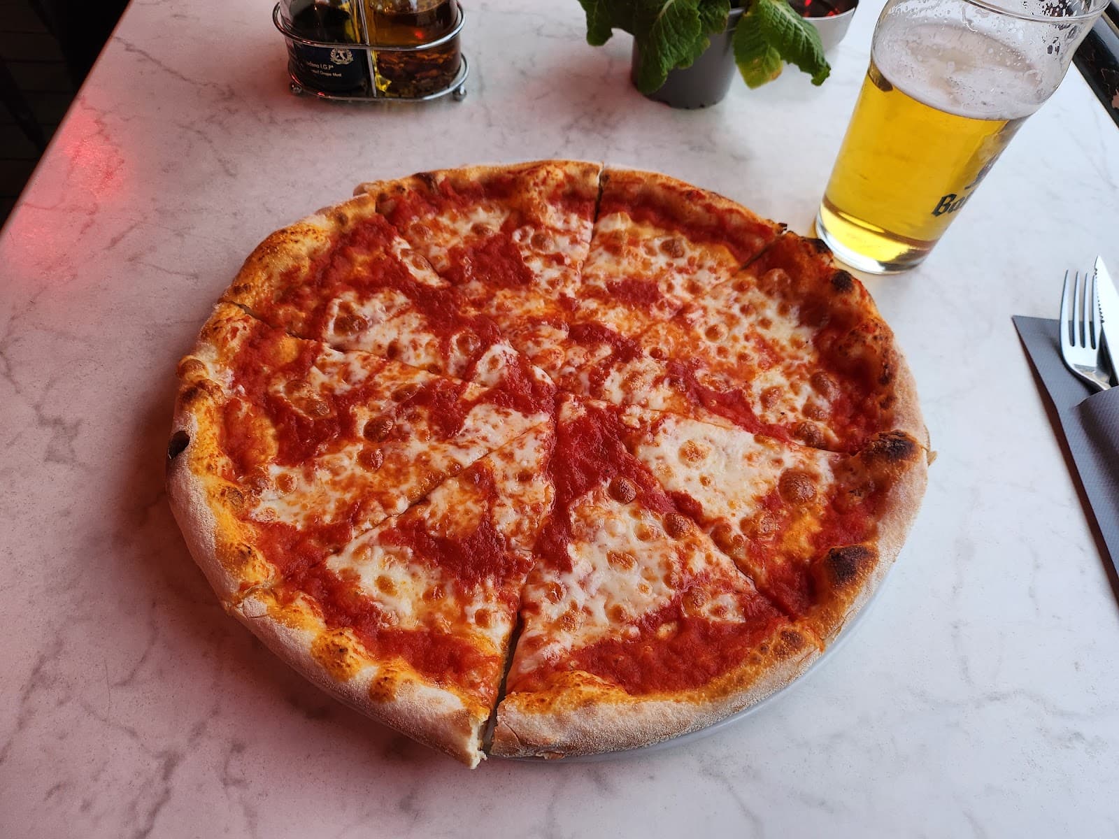 Le plus vieux bar de Luxembourg - 9