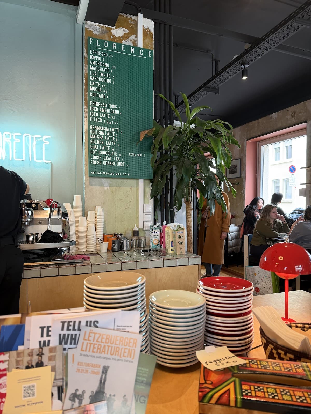 Florence, the New York coffee shop at Luxembourg-Gare - 10