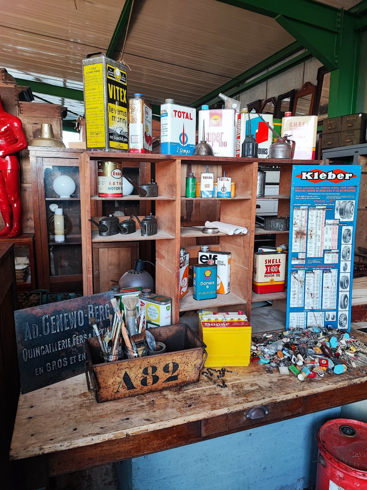 Kévin la Brocante, objets vintage et déco événementielle - 11