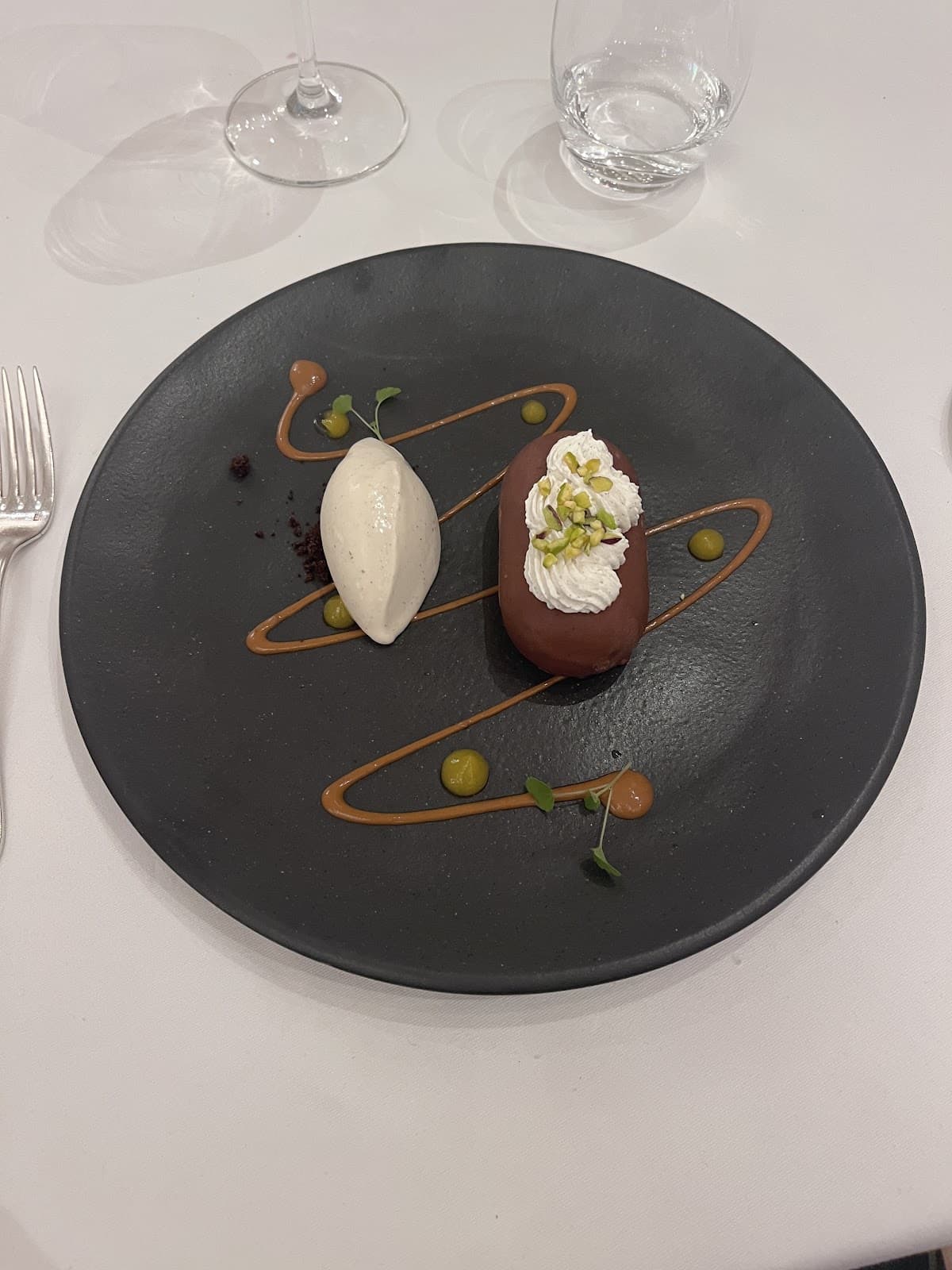 Le Sud: gastronomic restaurant and rooftop at Rives de Clausen - 9