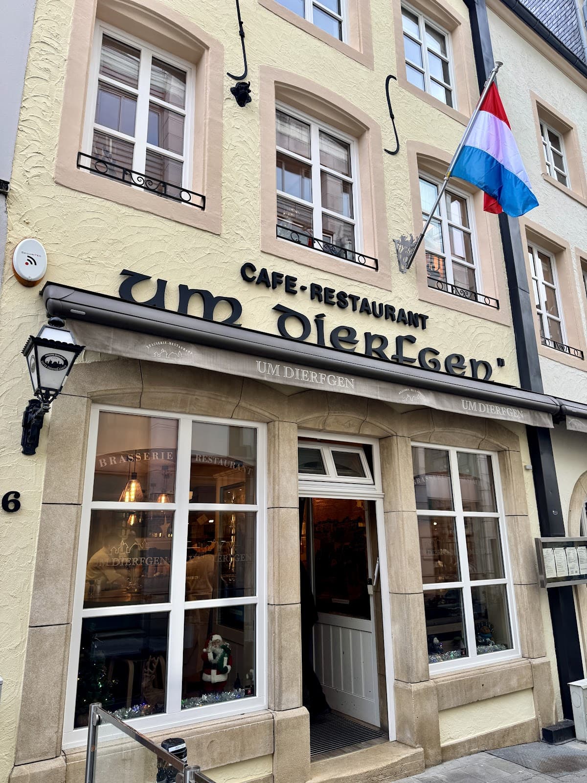 100% Luxemburgish - 7