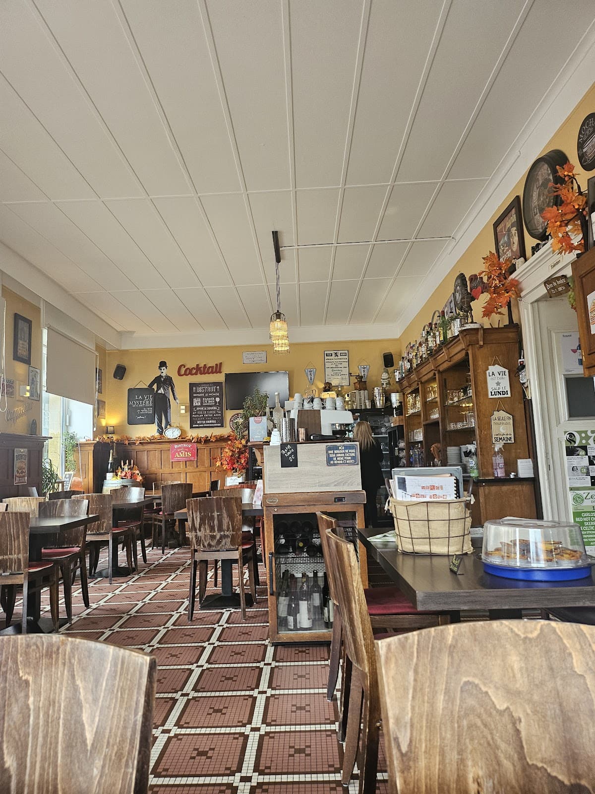Resto sympa et bar branché - 4