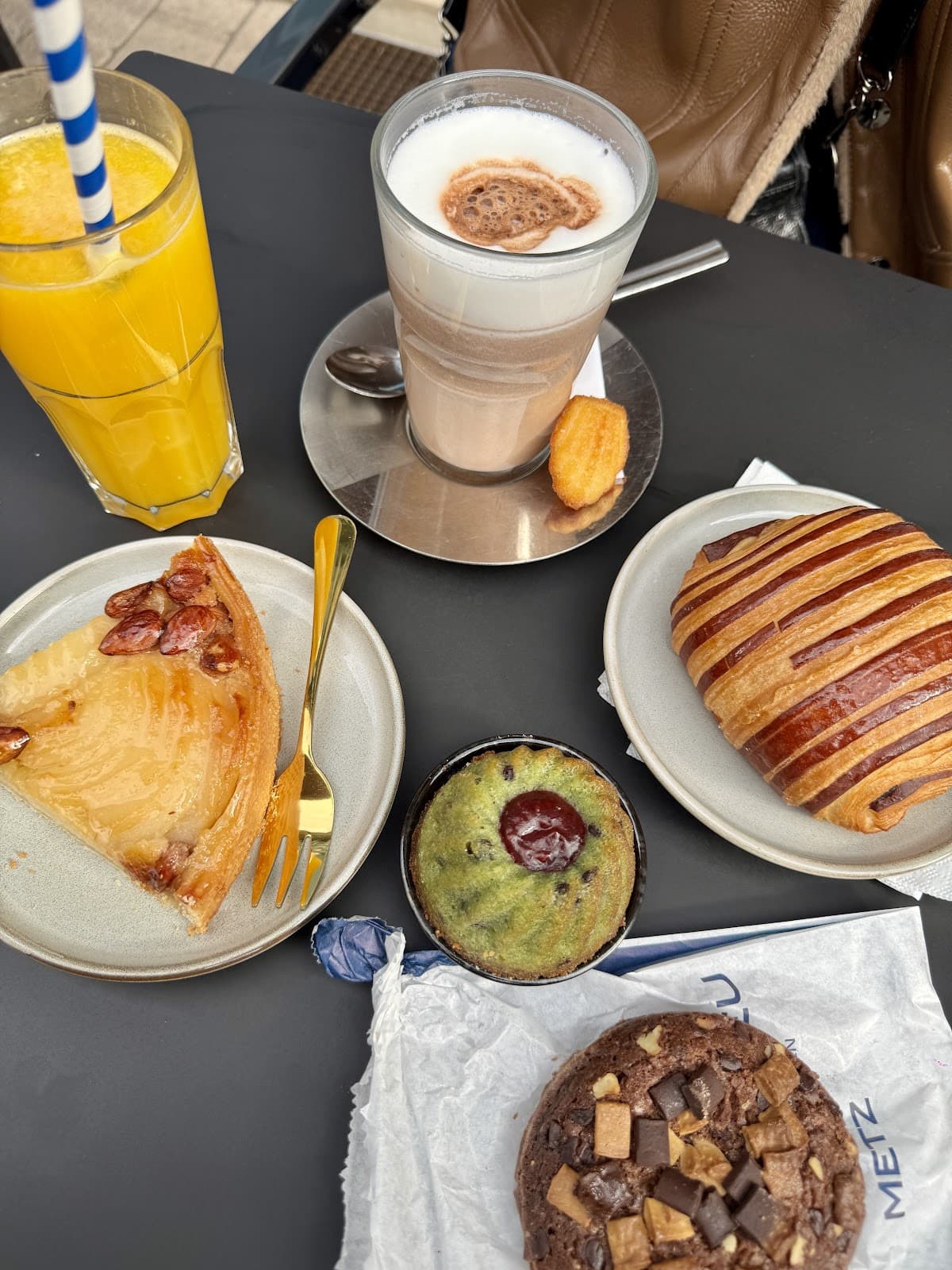 Coffee & Croissant - 8