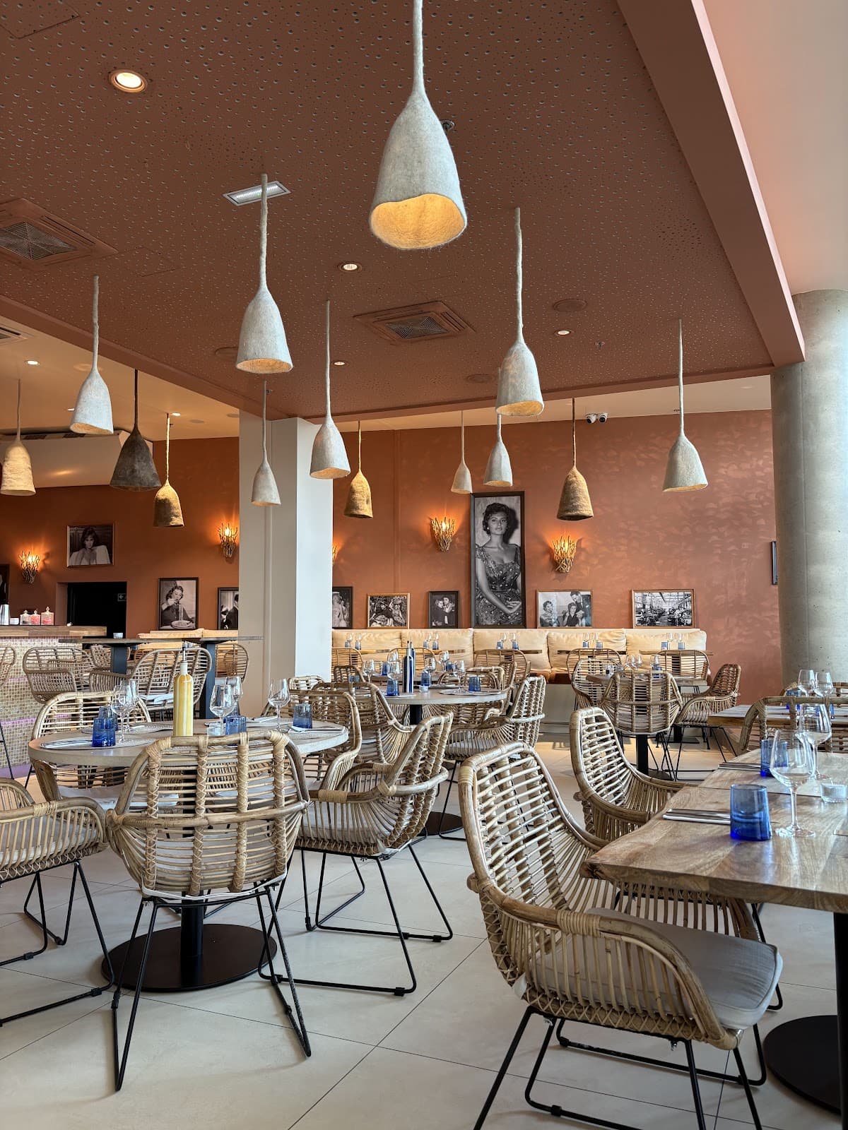 Un break italien entre deux magasins - 4