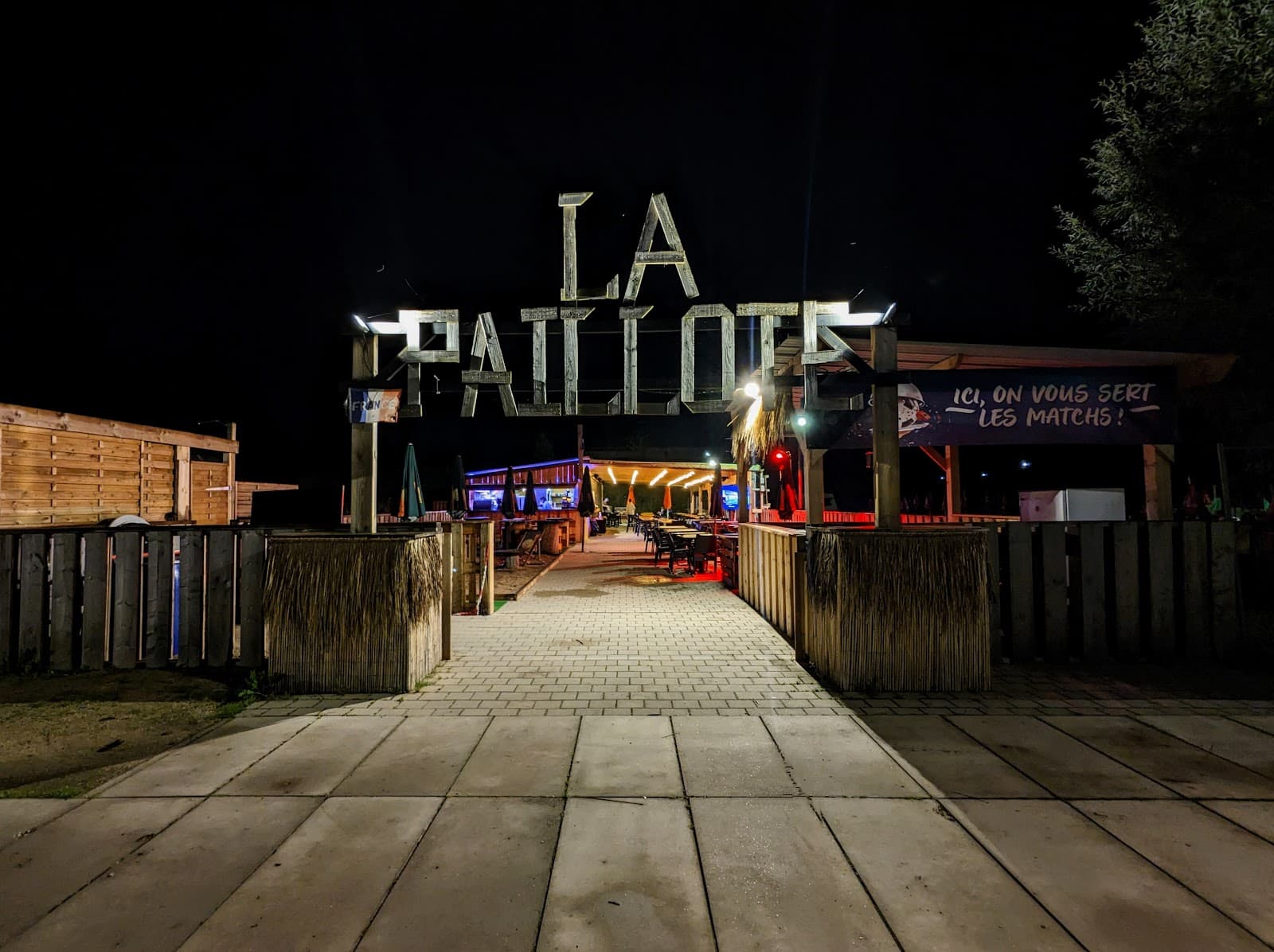 La Paillotte in Basse-Ham: concerts, drinks and a guinguette atmosphere - 9
