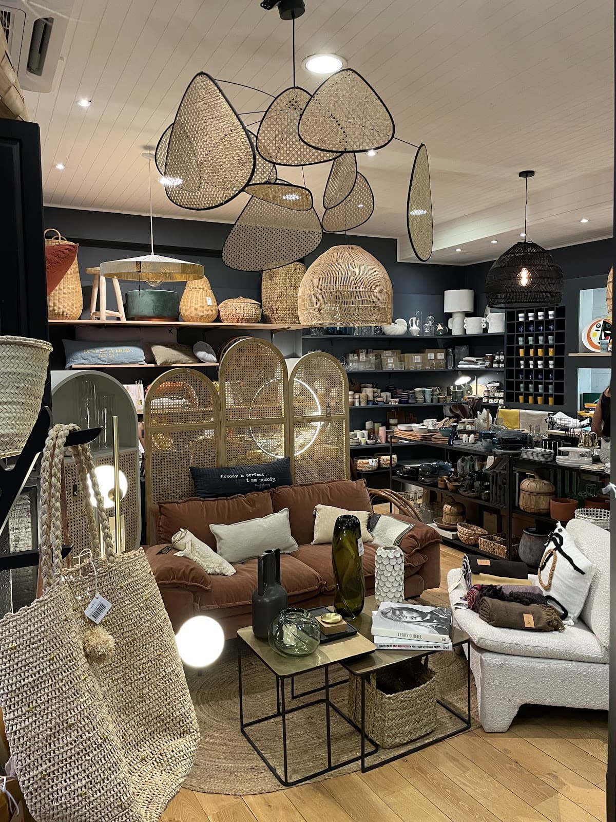 Le Family Store - 2