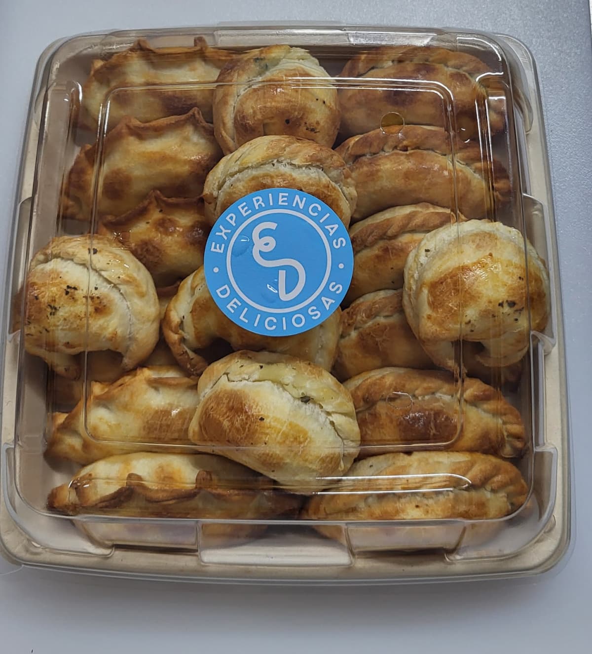 The best empanadas in Luxembourg are hiding at Experiencias Deliciosas - 7